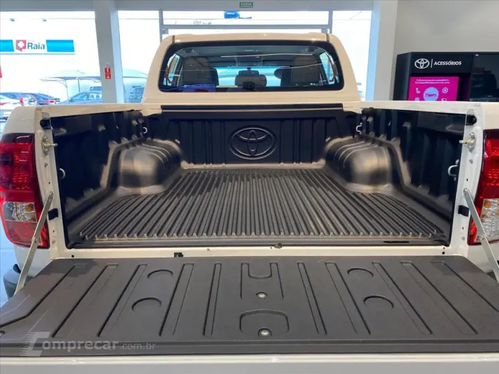 HILUX 2.8 D-4D TURBO DIESEL CD POWER PACK 4X4 AUT