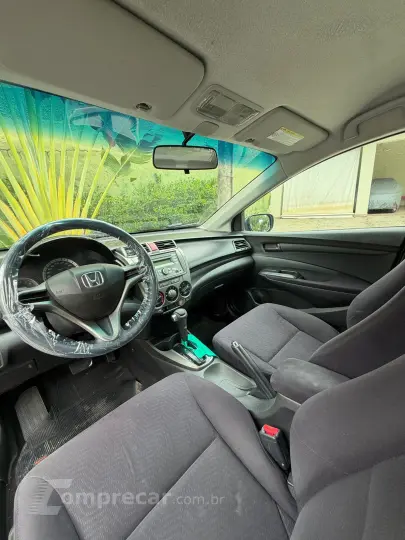 CITY 1.5 LX Sedan 16V