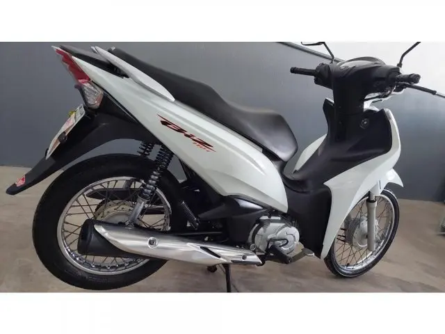 BIZ 110i - Street