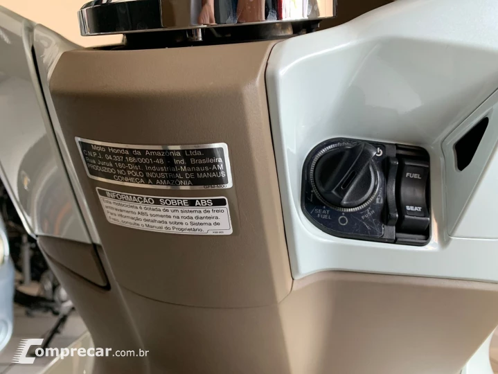 PCX DLX 150
