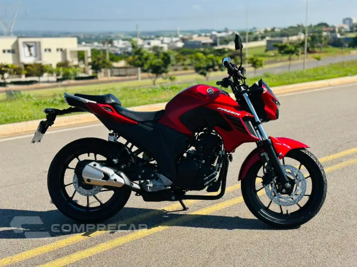 FZ25 FAZER