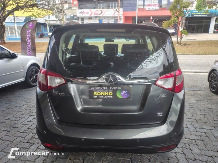 JAC J6 2.0 DIAMOND 16V 7 LUGARES