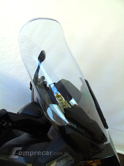 YAMAHA XMAX 250 CONNECTED ABS