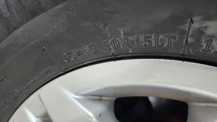 T-4 4x4 3.0 TB Int. Cap. Rígida Diesel