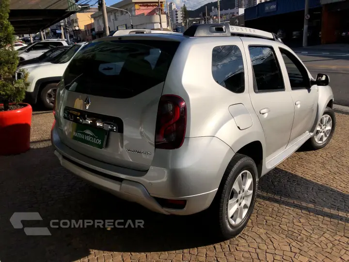 Duster 2.0 Dynamique 4X2 16V Flex 4P Automático