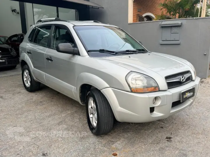 TUCSON 2.0 MPFI GL 16V 142CV 2WD GASOLINA 4P MANUAL