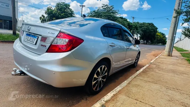 CIVIC 2.0 LXR 16V