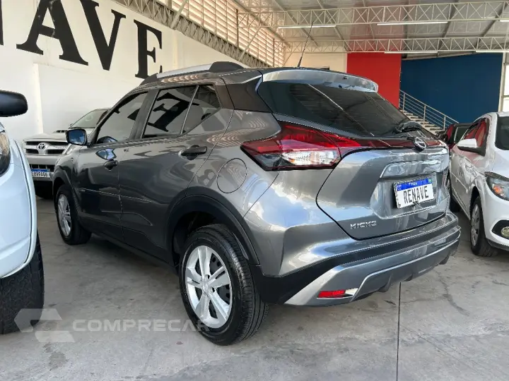 KICKS Active 1.6 16V Flex Aut.