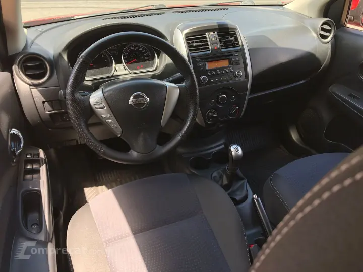 Versa 1.6 16V Flex Sv 4P Manual