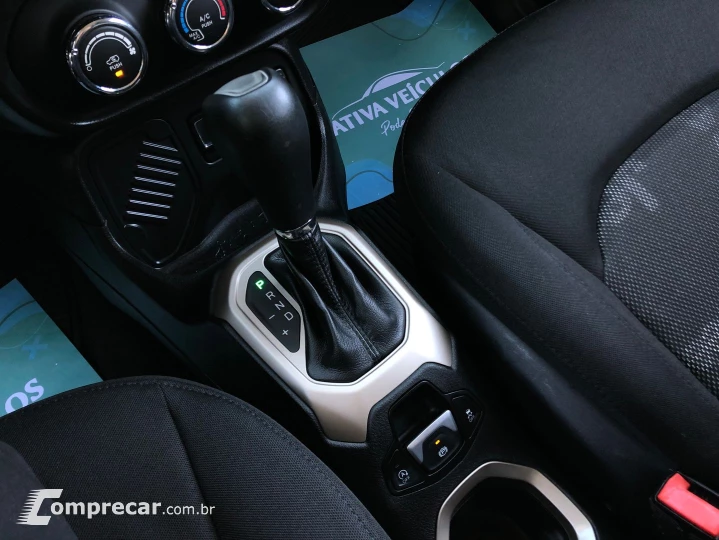 Renegade 1.8 16V Flex Sport 4P Automático