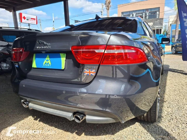 XE 2.0 16V 4P SI4 PURE TECH TURBO AUTOMÁTICO