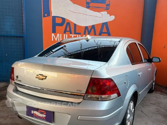 VECTRA SEDAN - 2.0 MPFI EXPRESSION 8V 140CV 4P MANUAL