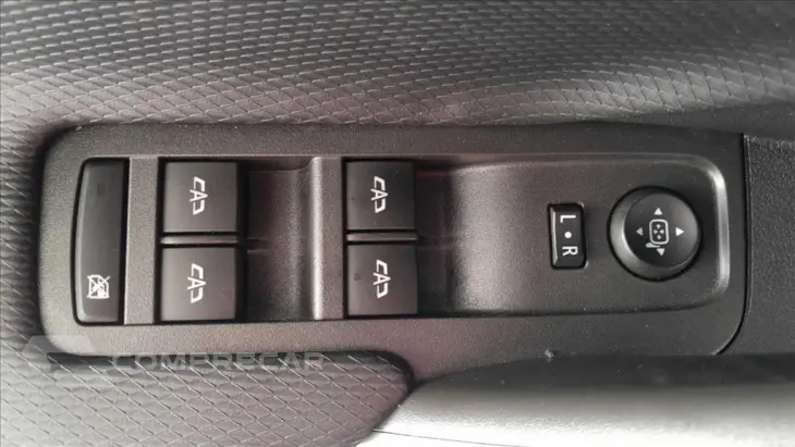 TRACKER 1.0 TURBO FLEX LT AUTOMÁTICO