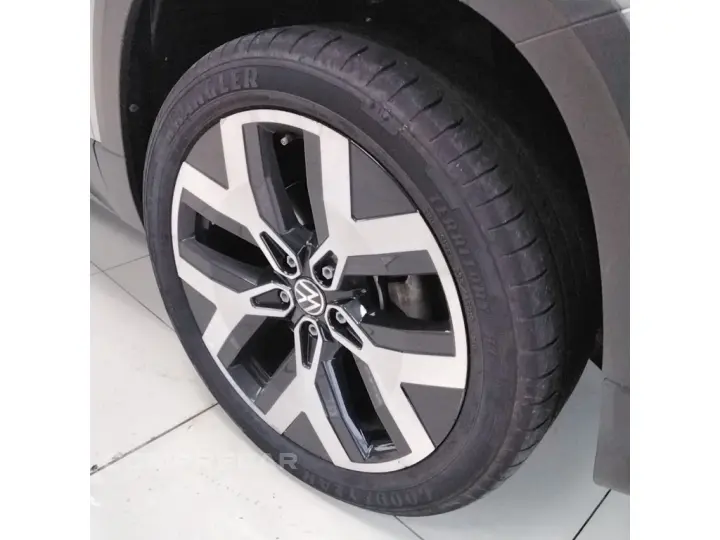 TAOS 1.4 250 TSI TOTAL FLEX HIGHLINE AUTOMÁTICO