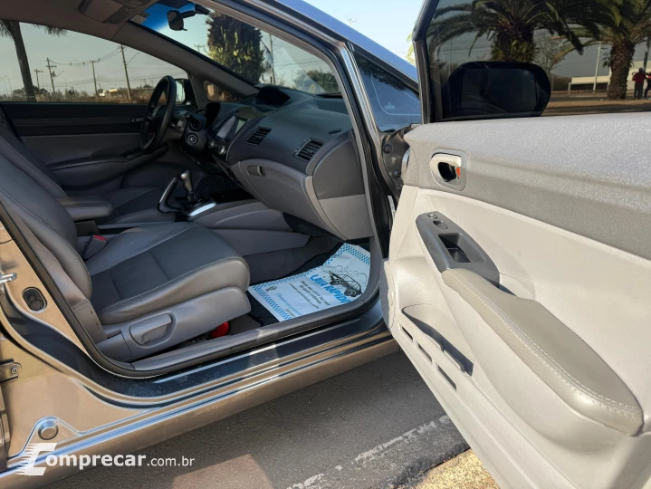 CIVIC 1.8 LXL 16V