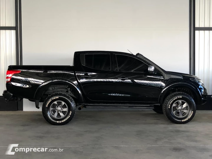 L200 TRITON 2.4 16V Turbo Sport HPE CD 4X4