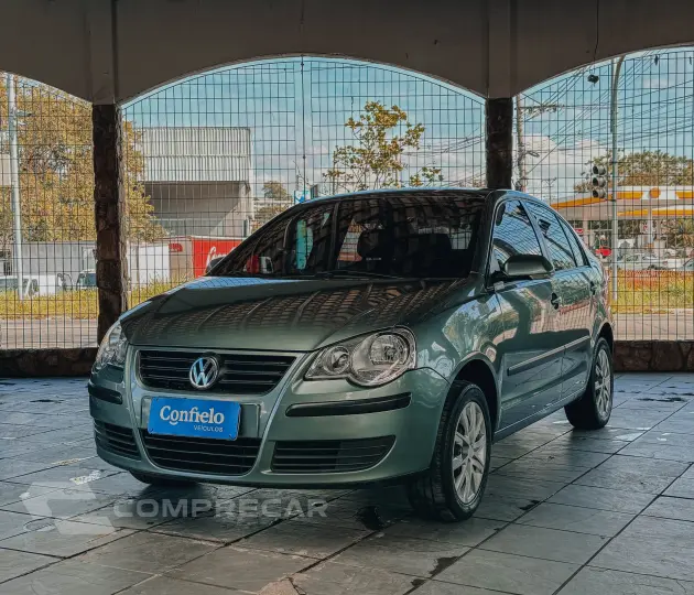 POLO SEDAN 1.6 8V