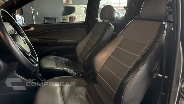 SAVEIRO 1.6 Cross CD 16V