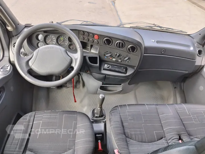 Daily 70c16 Massimo 7 Lugares + Baú