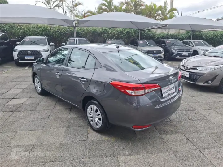 YARIS 1.5 16V FLEX SEDAN XL MULTIDRIVE