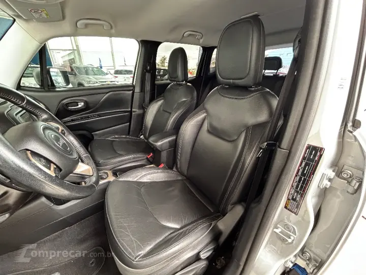 Renegade Longitude 1.8 4x2 Flex 16V Aut.