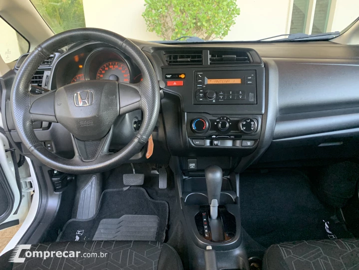 Fit LX 1.4 8V automático cvt