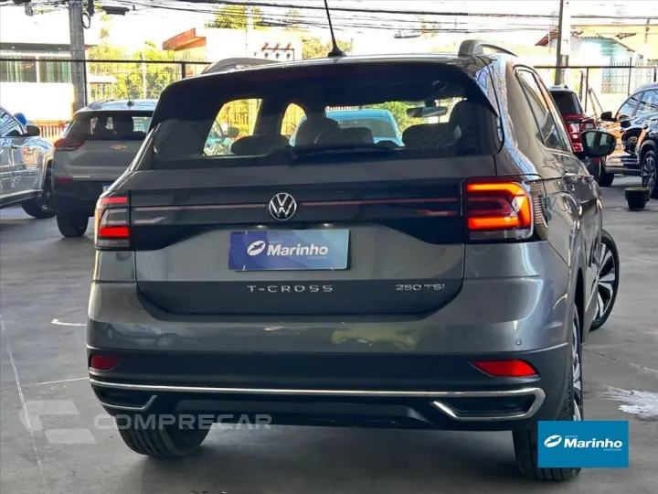 T-CROSS 1.4 250 TSI TOTAL FLEX HIGHLINE AUTOMÁTICO