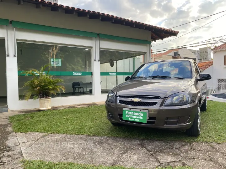 CELTA 1.0 MPFI Advantage 8V