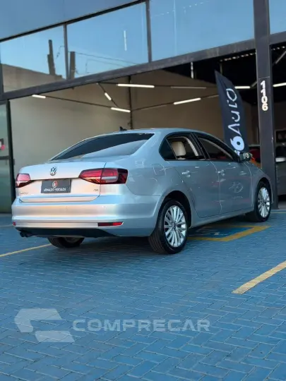 JETTA Comfortline 1.4 TSI 16V 4p Aut.