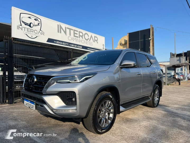 HILUX SW4 2.8 D-4d Turbo SRX 7L 4X4
