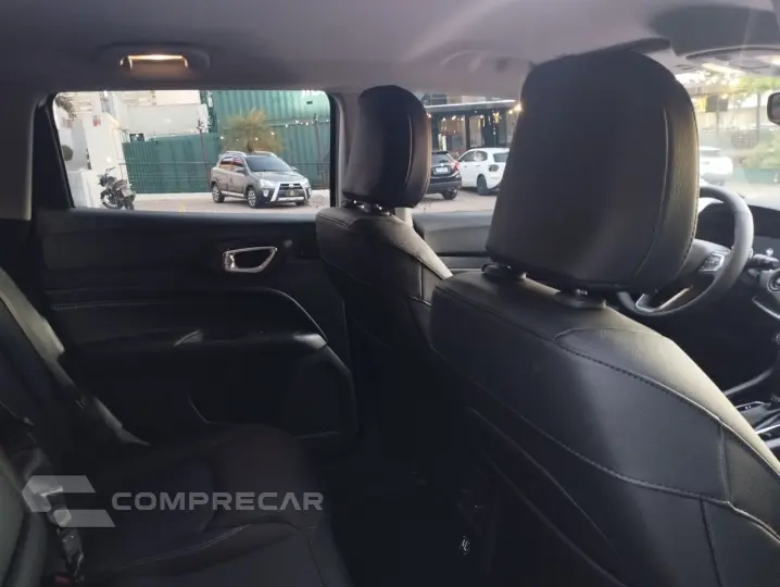 Compass 1.3 16V 4P FLEX LONGITUDE T270 TURBO AUTOMÁTICO