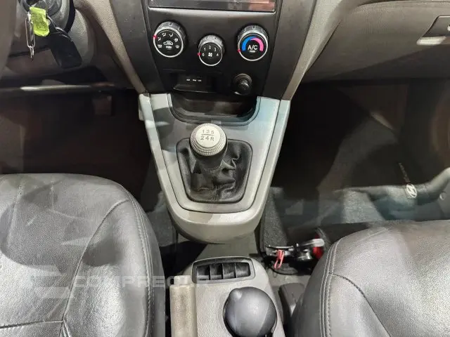 TUCSON - 2.0 GL 2WD 16V 4P MANUAL