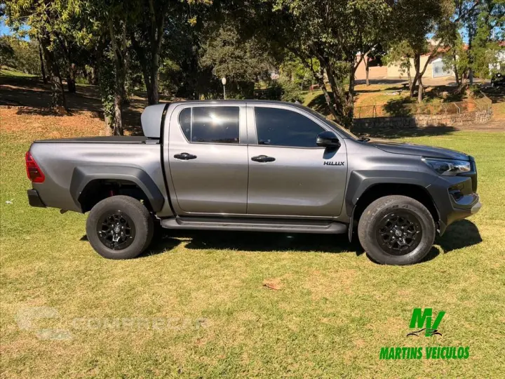 HILUX 2.8 D-4D TURBO DIESEL CD GR-S 4X4 AUTOMÁTICO