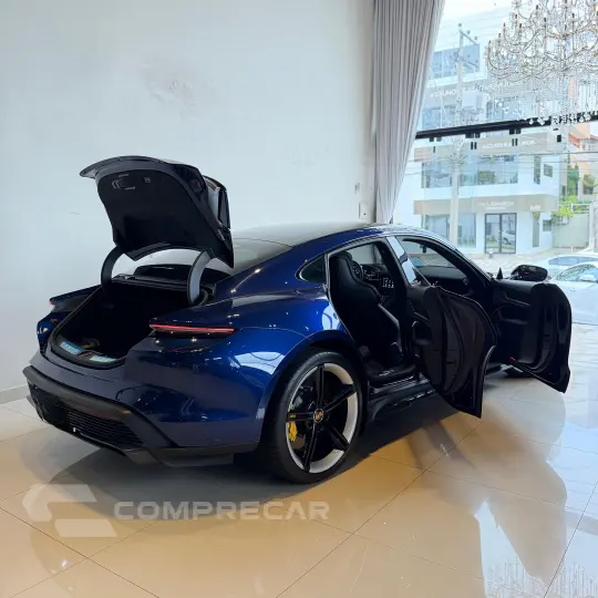 TAYCAN Turbo S