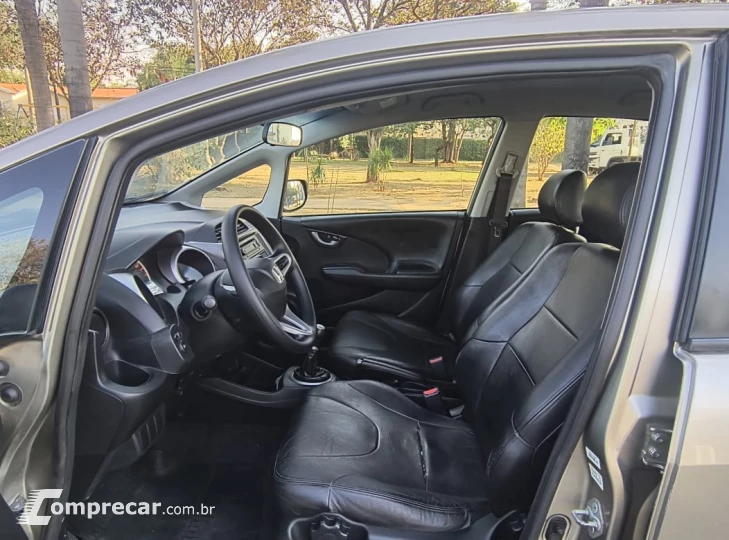 FIT 1.4 LX 16V