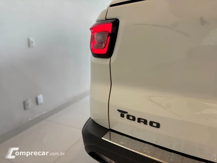 TORO 2.0 16V Turbo Ultra 4WD