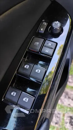 YARIS 1.5 16V FLEX SEDAN XLS CONNECT MULTIDRIVE