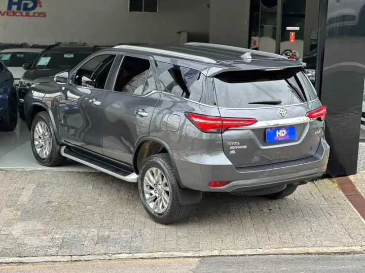 HILUX SWSRXA4FD