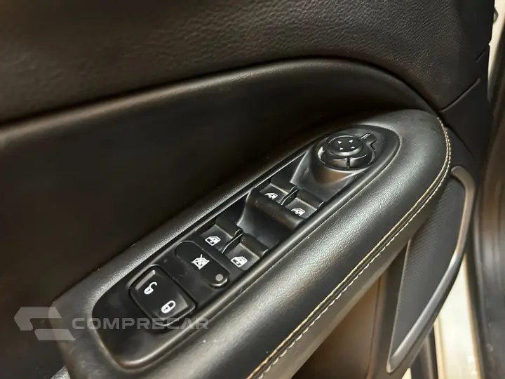 COMPASS LONGITUDE 2.0 4x2 Flex 16V Aut.