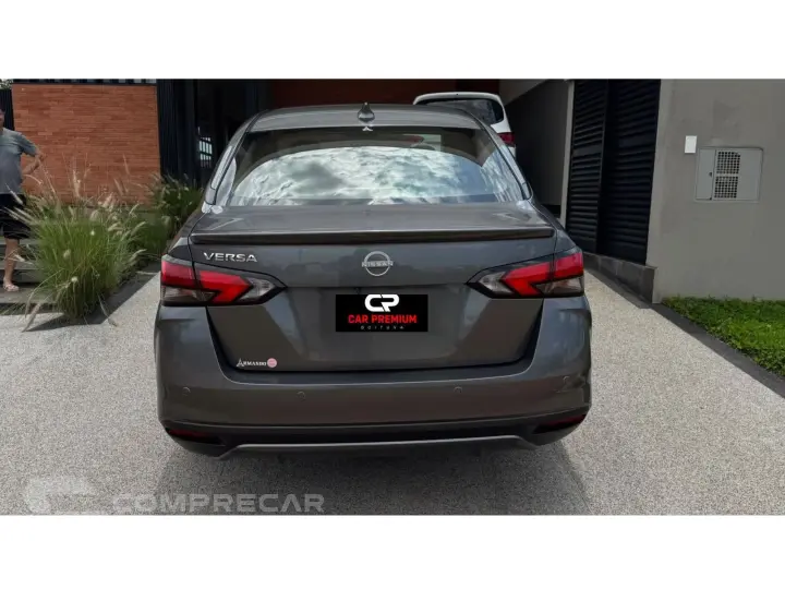 VERSA 1.6 16V FLEX EXCLUSIVE XTRONIC