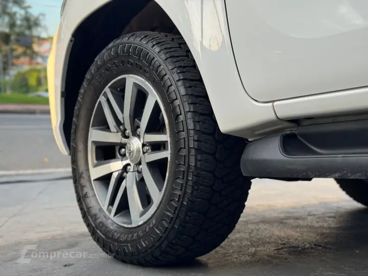 Hilux 2.8 Srv 4X4 Cd 16V Diesel 4P Automático