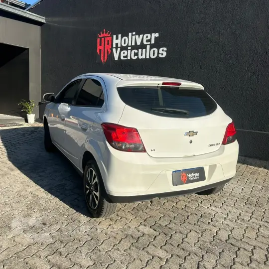 ONIX 1.4 MPFI LTZ 8V