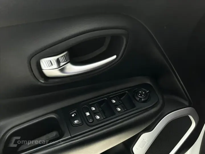 RENEGADE 1.8 16V FLEX LONGITUDE 4P AUTOMÁTICO