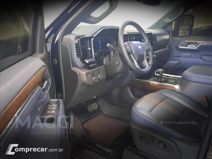 SILVERADO 5.3 V8 1500 High Country 4X4