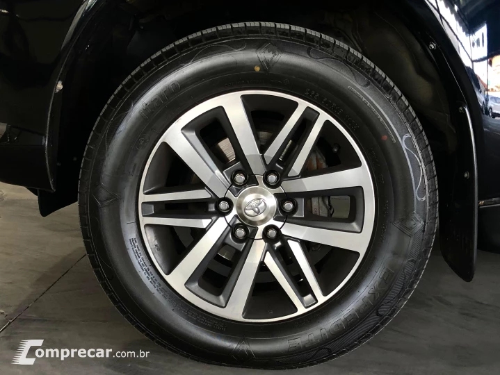 HILUX 2.8 D-4d Turbo CD SRX 4X4