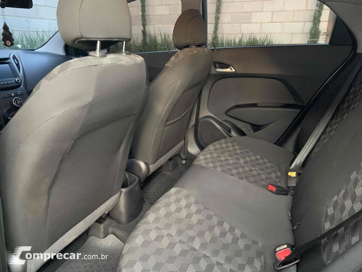 HB20 1.6 COMFORT PLUS 16V FLEX 4P MANUAL