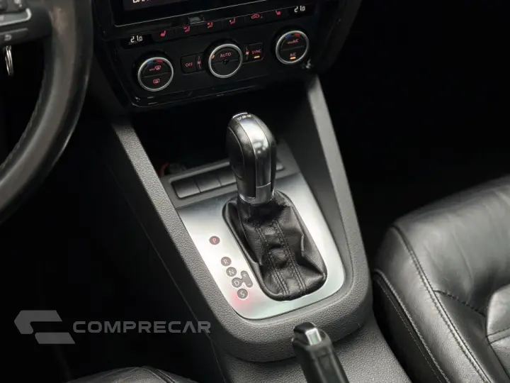 JETTA Highline 2.0 TSI 16V 4p Tiptronic