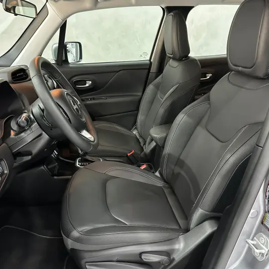 Renegade Longitude 1.8 4x2 Flex 16V Aut.