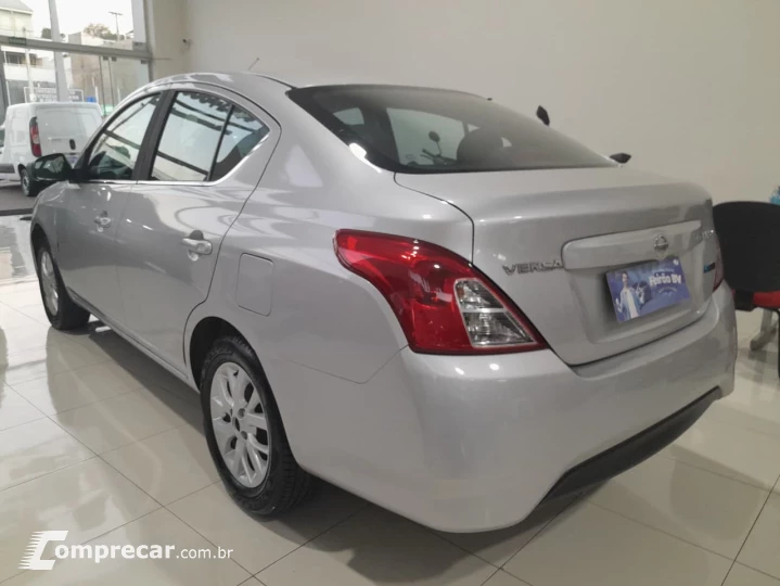 Versa Sedan 1.6 16V 4P SV FLEX XTRONIC AUTOMÁTICO CVT
