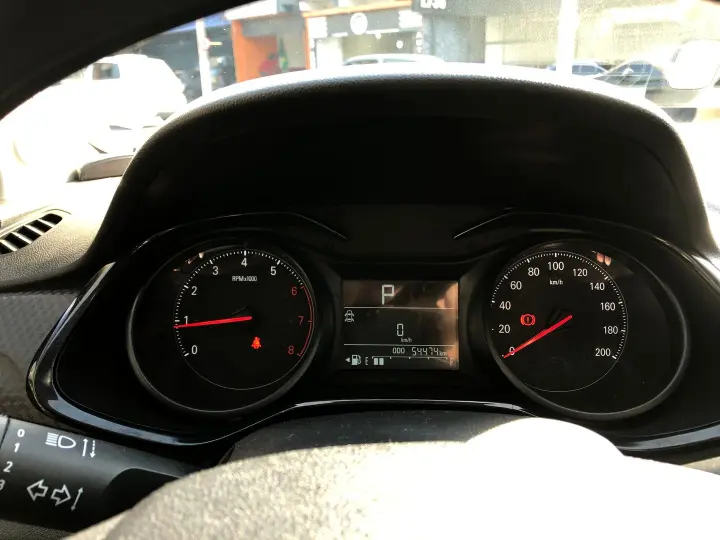 Onix 1.0 Turbo Flex Plus Automático